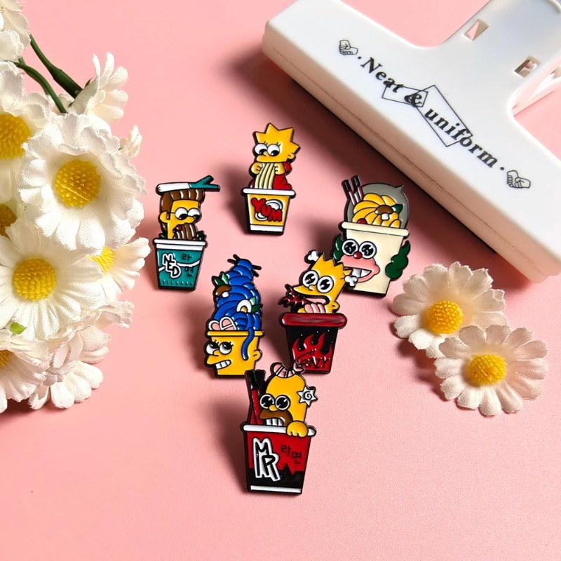 6pcs 세트 심슨 가족 귀여운 재미있는 배지 할로윈  - Vintage Tech Accessories 리뷰 및 가격